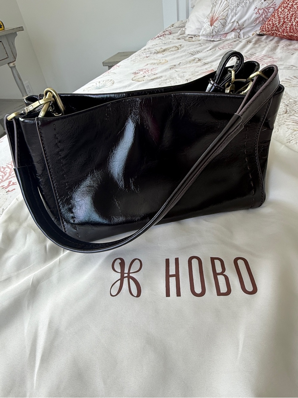 HOBO Seneca Shoulder Crossbody Black Polished Leather NWOT Never used!
